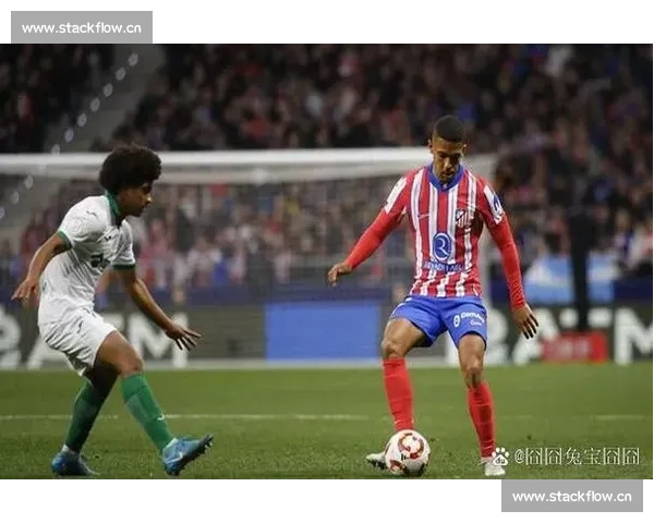 围绕康纳今日激战画面解读其爆发力与赛场关键瞬间解析亮点全展现